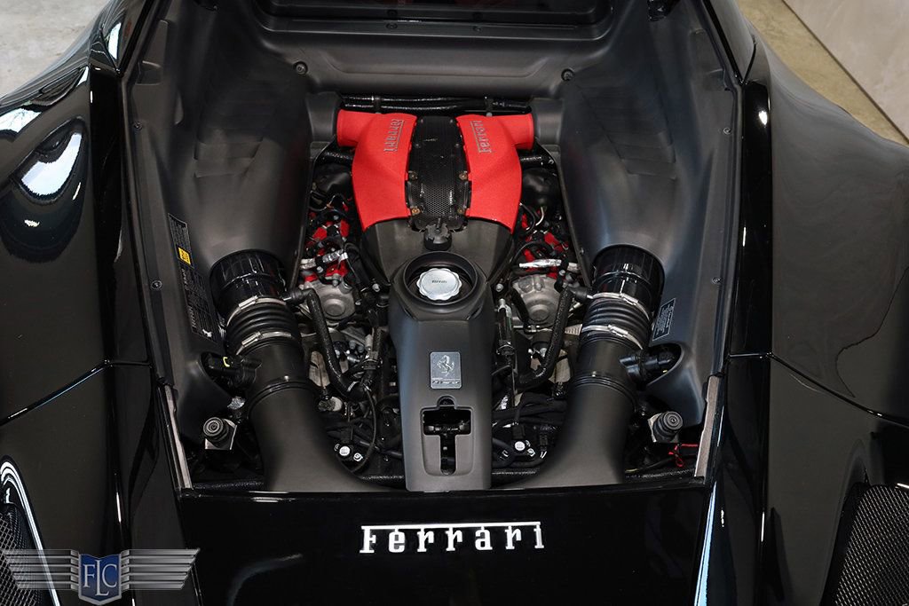 Used 2020 Ferrari F8 Tributo image 35