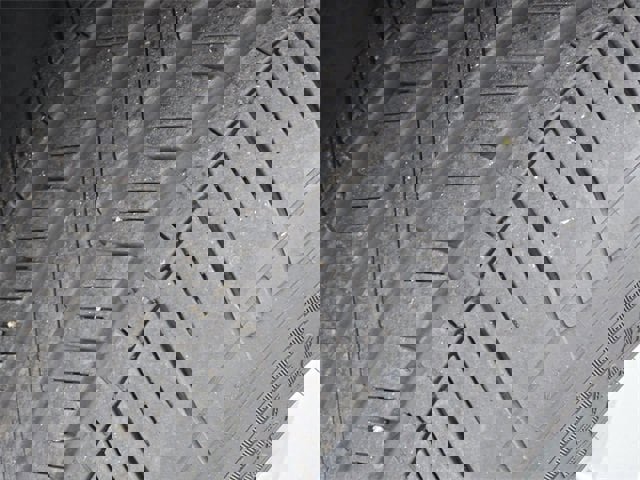 Used 2020 Volkswagen Atlas Cross Sport SE w/ Panoramic Sunroof Package image 18