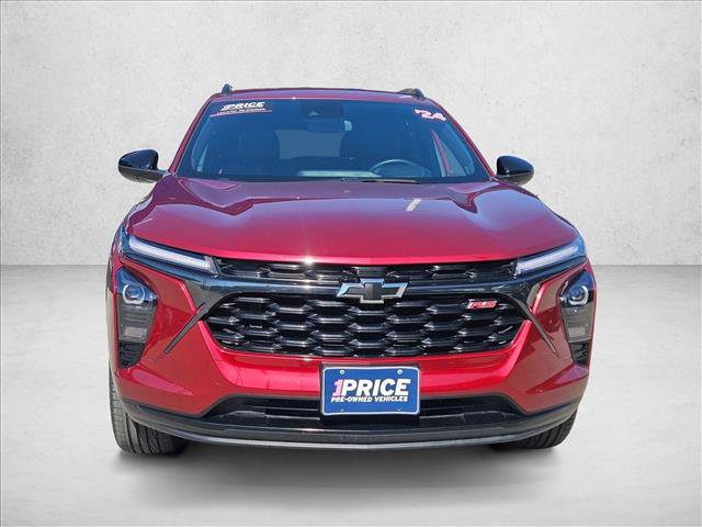 Used 2024 Chevrolet Trax RS w/ Sunroof Package image 2