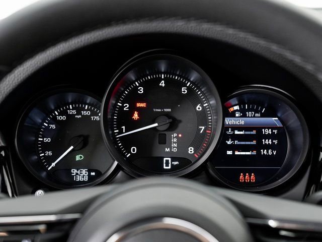 Certified 2025 Porsche Macan image 15