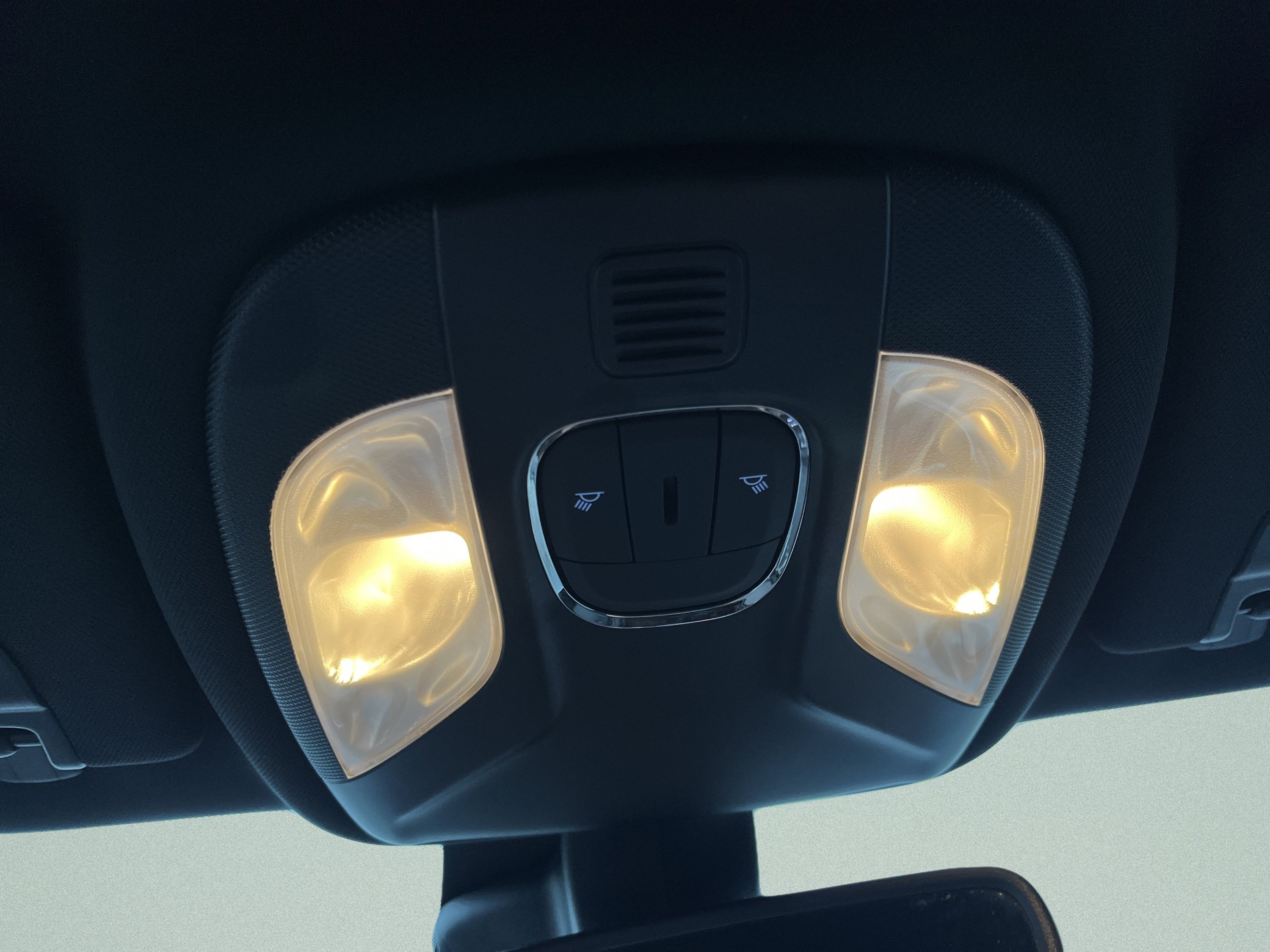 Used 2025 Jeep Compass Limited AWD/4WD image 19