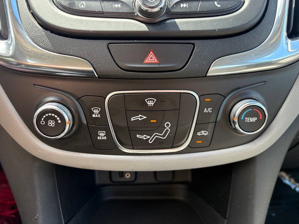 Used 2018 Chevrolet Equinox LS FWD image 21