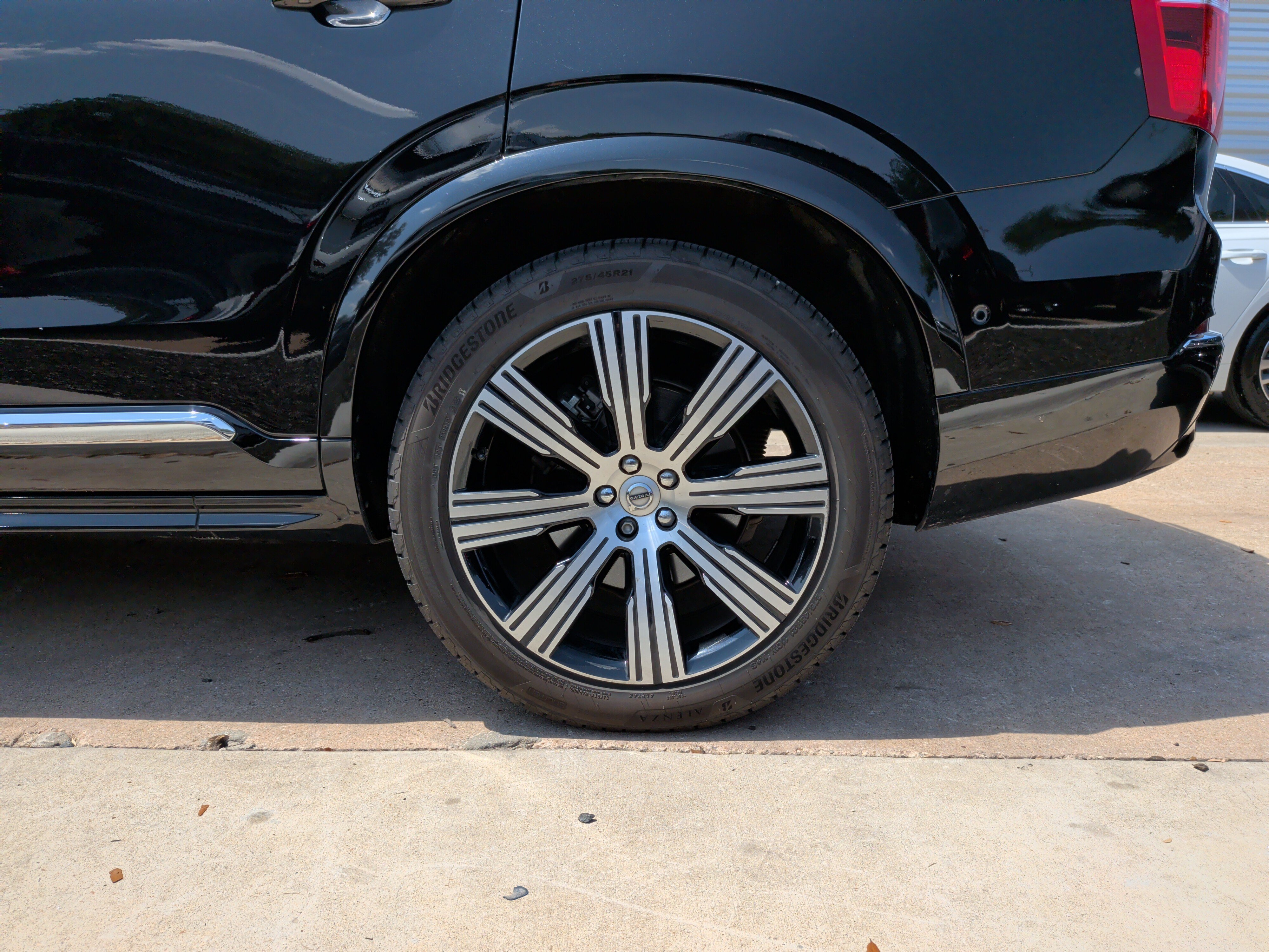 Used 2023 Volvo XC90 B6 Ultimate w/ Lounge Package AWD/4WD image 12