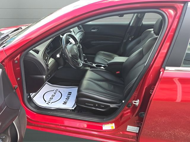 Used 2020 Acura ILX w/ Premium Package FWD image 14