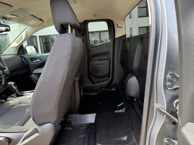 Used 2022 Chevrolet Colorado LT w/ Fleet Safety Package RWD image 9