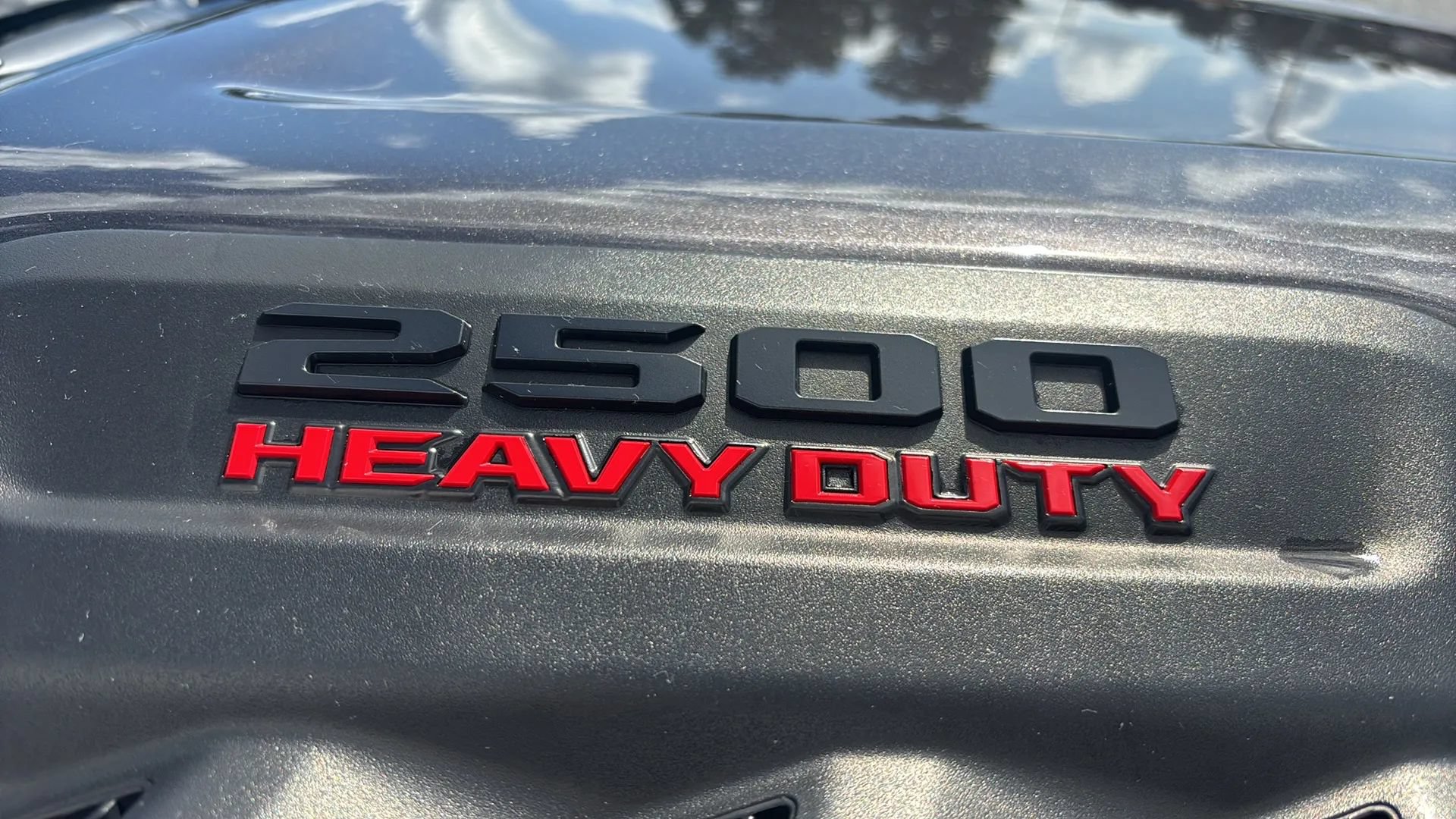 Used 2025 RAM 2500 Limited AWD/4WD image 13