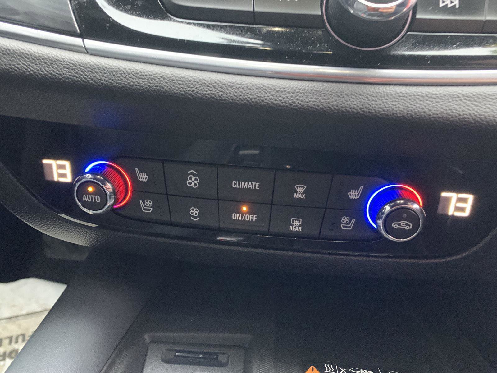 Used 2022 Buick Enclave Premium image 23