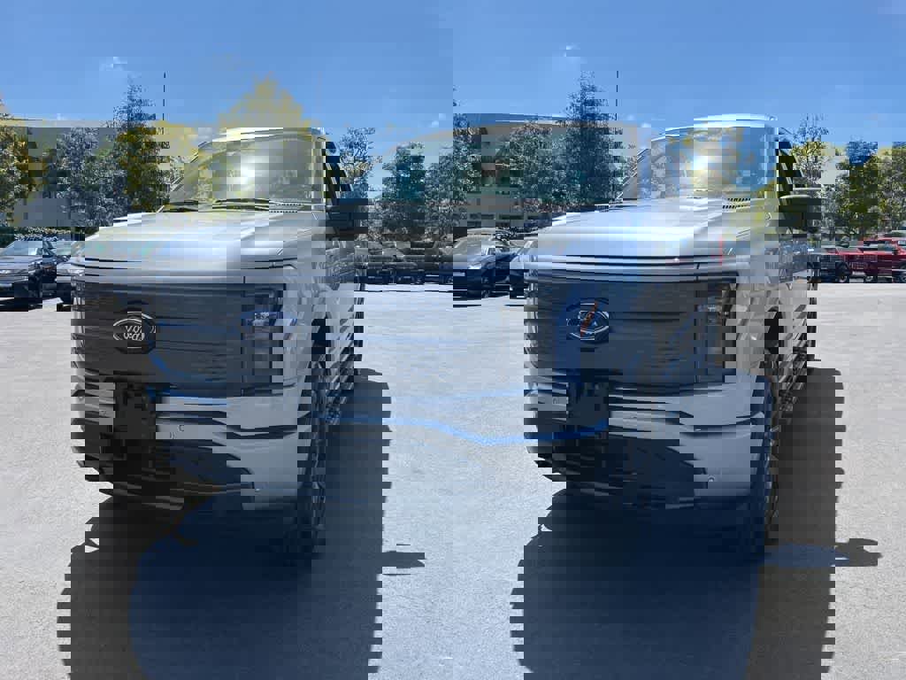 Used 2023 Ford F150 Lightning XLT w/ Equipment Group 312A High AWD/4WD image 5