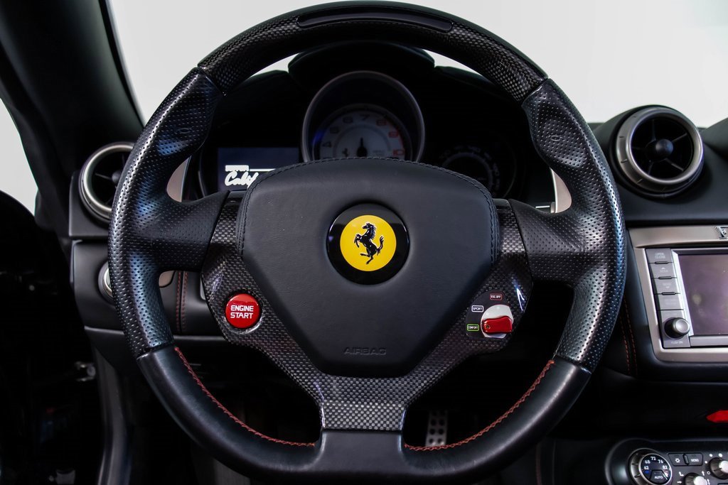 Used 2014 Ferrari California image 4
