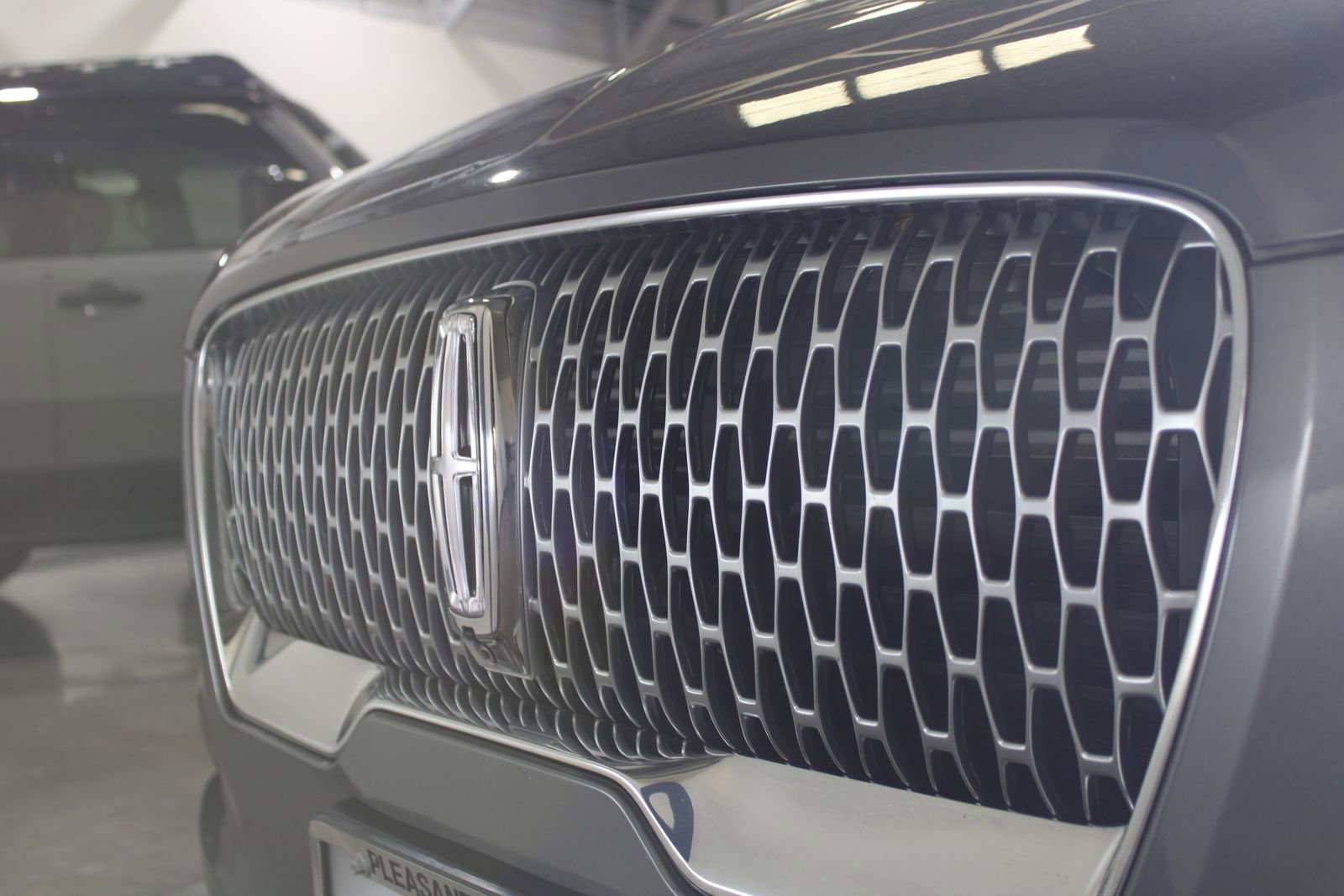 Used 2021 Lincoln Aviator Reserve w/ Equipment Group 202A AWD/4WD image 59