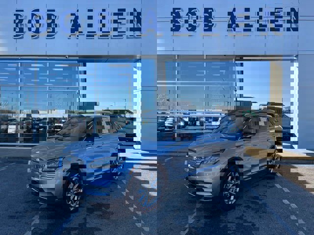 Used 2022 Lincoln Corsair FWD w/ Premium Package image 1