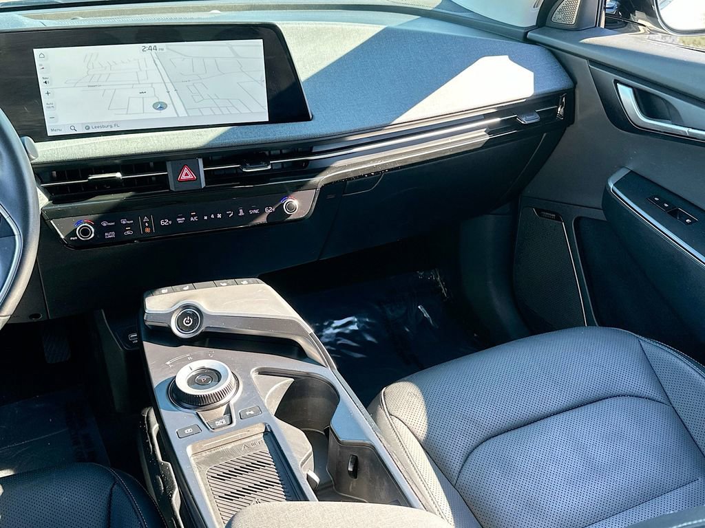 Used 2022 Kia EV6 Wind image 24