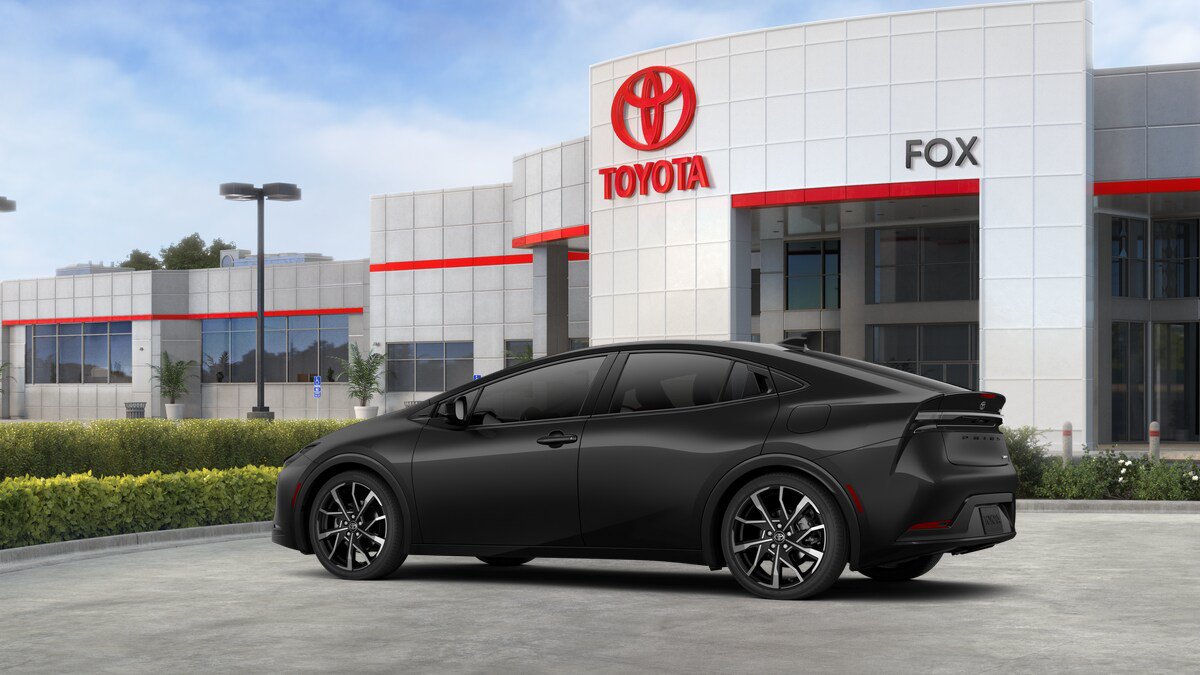 New 2026 Toyota Prius Plug-In Hybrid FWD image 28