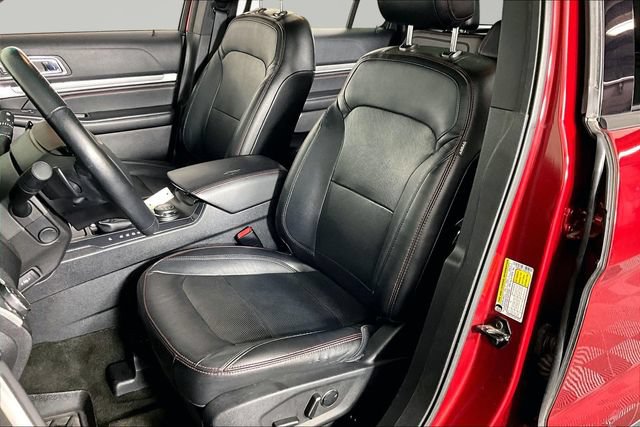 Used 2016 Ford Explorer Sport w/ Equipment Group 401A AWD/4WD image 19