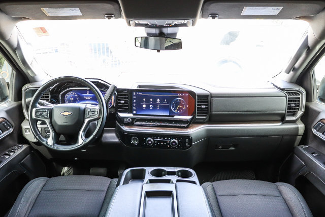Used 2023 Chevrolet Silverado 1500 LT RWD image 13
