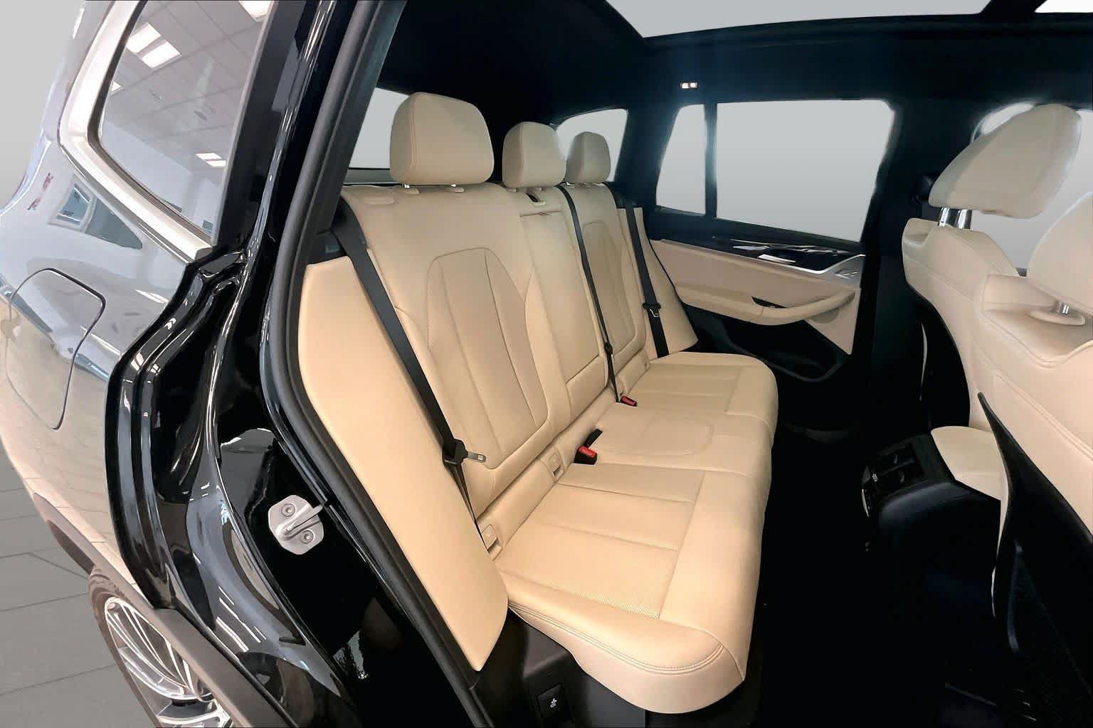 Used 2024 BMW X3 sDrive30i w/ Premium Package w/ZPA RWD image 20