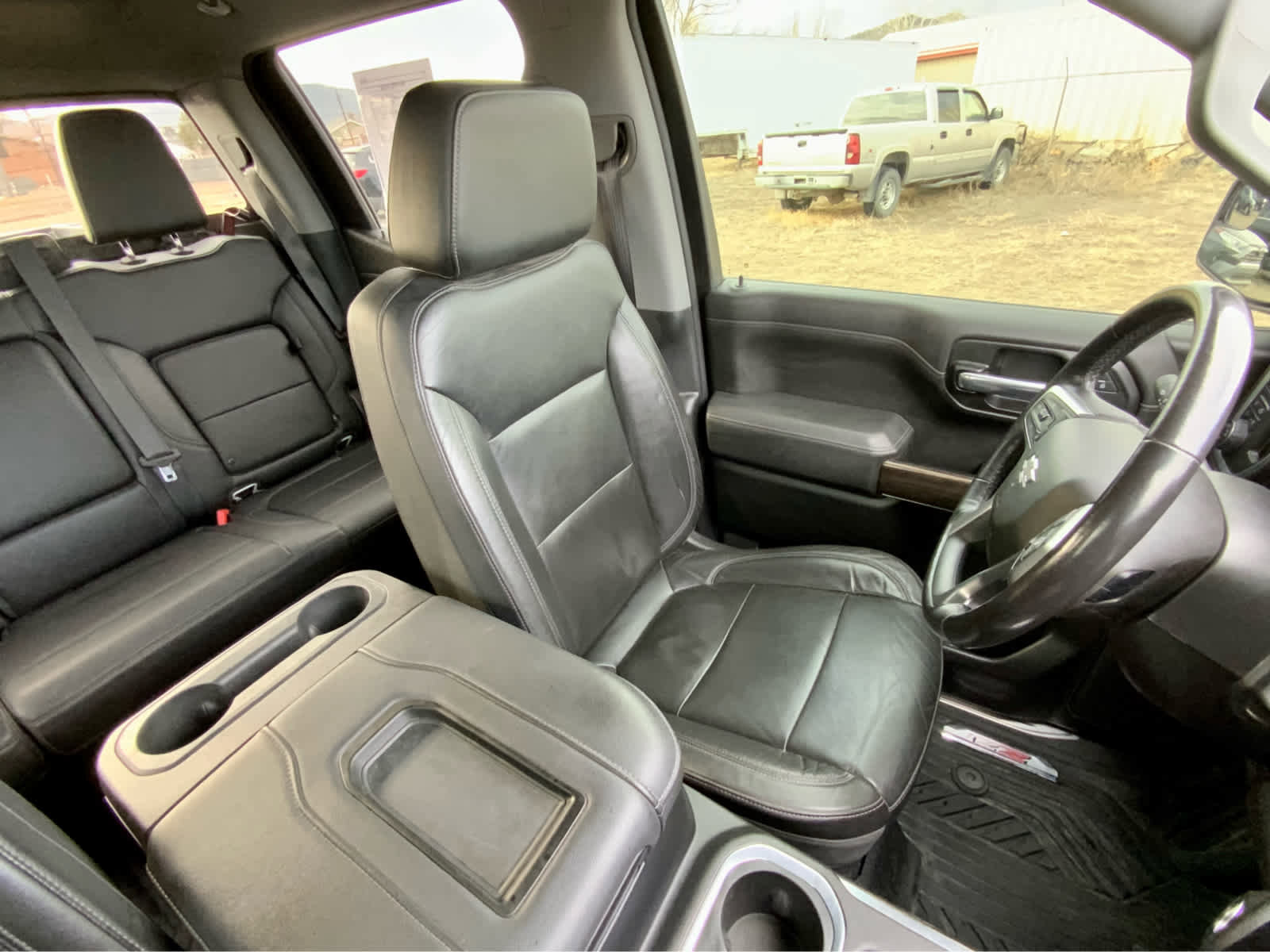 Used 2020 Chevrolet Silverado 1500 LT Trail Boss image 32