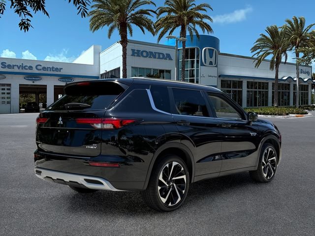Used 2024 Mitsubishi Outlander SE AWD/4WD image 8