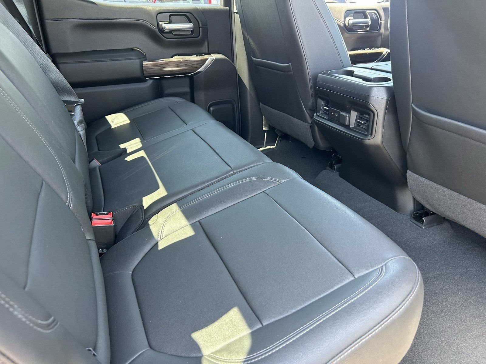 Certified 2021 Chevrolet Silverado 1500 RST w/ Redline Edition AWD/4WD image 14