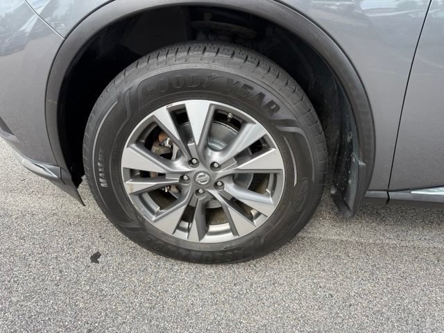 Used 2015 Nissan Murano S AWD/4WD image 14