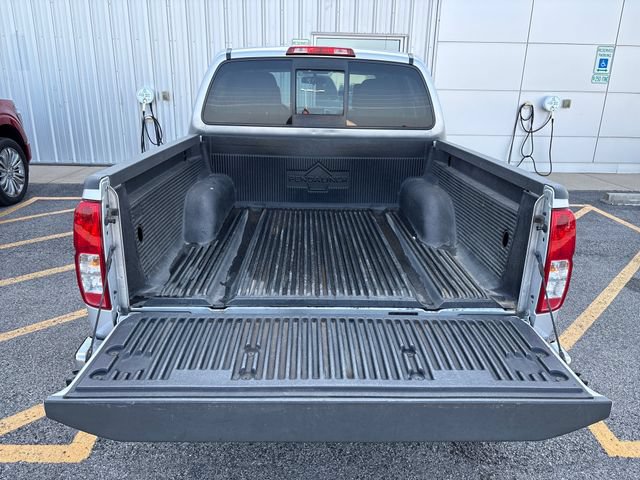 Used 2016 Nissan Frontier SV AWD/4WD image 23