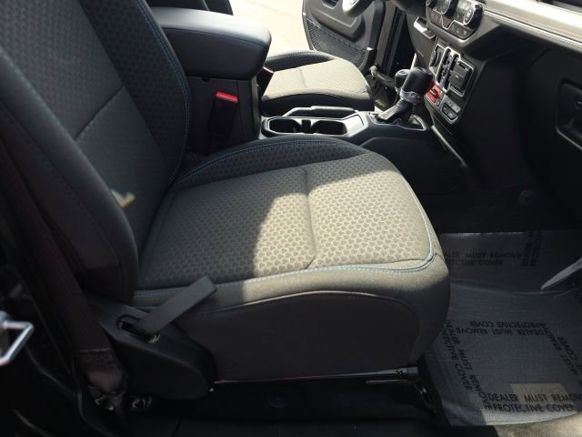 Used 2025 Jeep Wrangler Unlimited Rubicon 4xe w/ Safety Group image 51