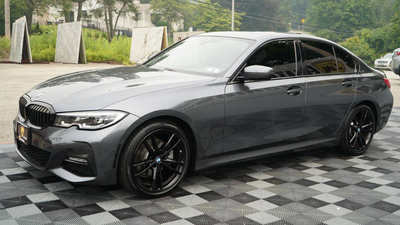 Used 2020 BMW 330i xDrive Sedan w/ M Sport Package AWD/4WD image 19