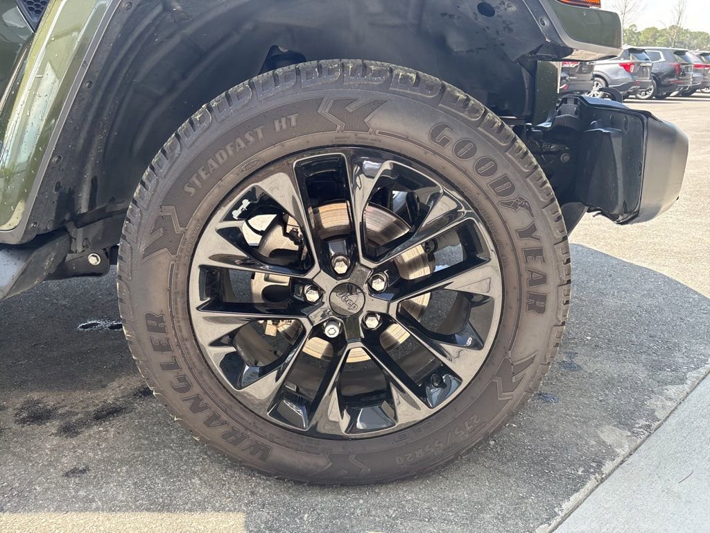 Used 2021 Jeep Wrangler Unlimited Sahara image 13