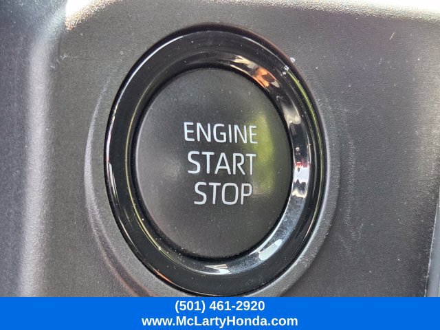 Used 2025 Toyota Tacoma SR5 AWD/4WD image 26