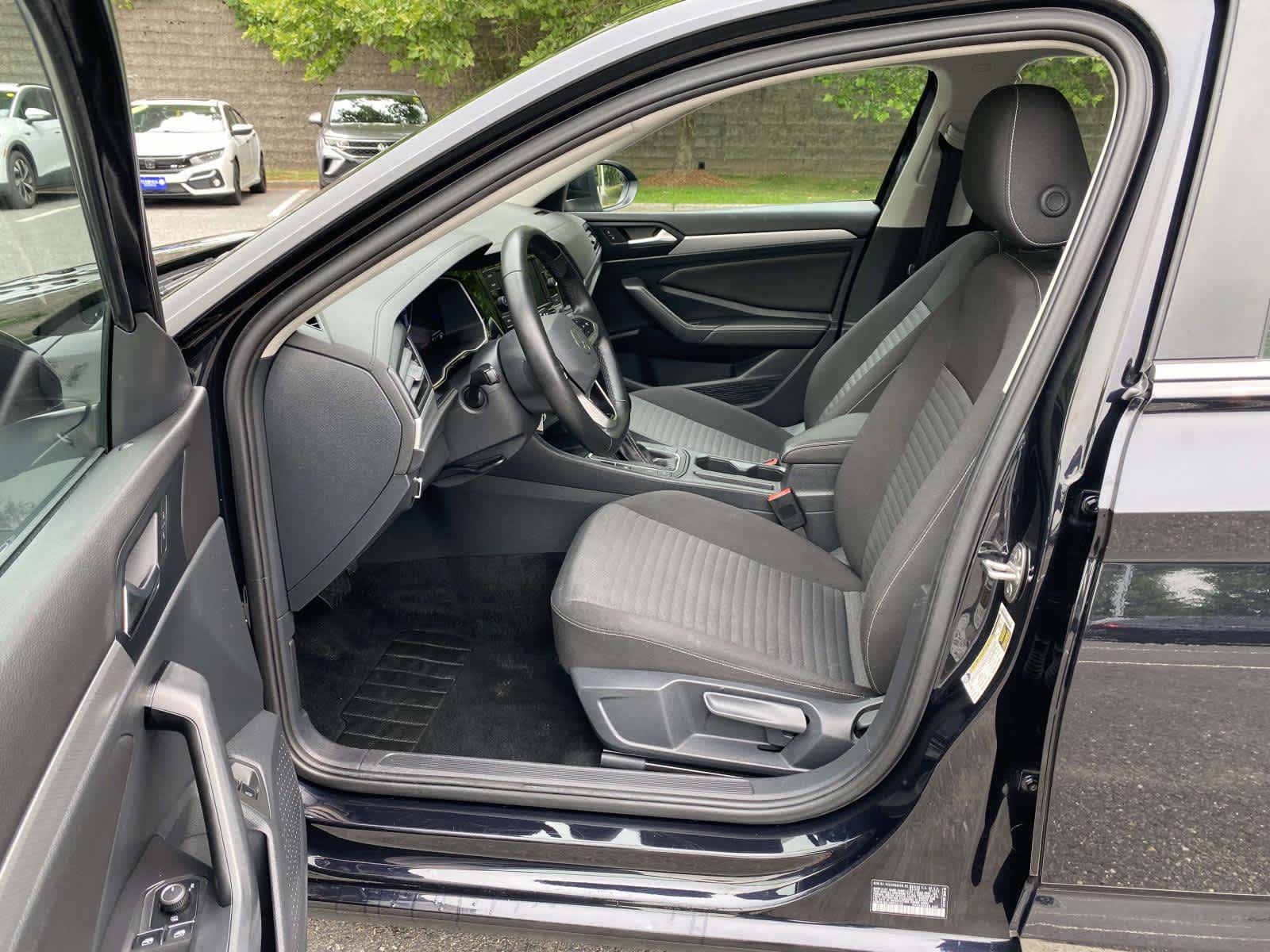 Certified 2024 Volkswagen Jetta S FWD image 10