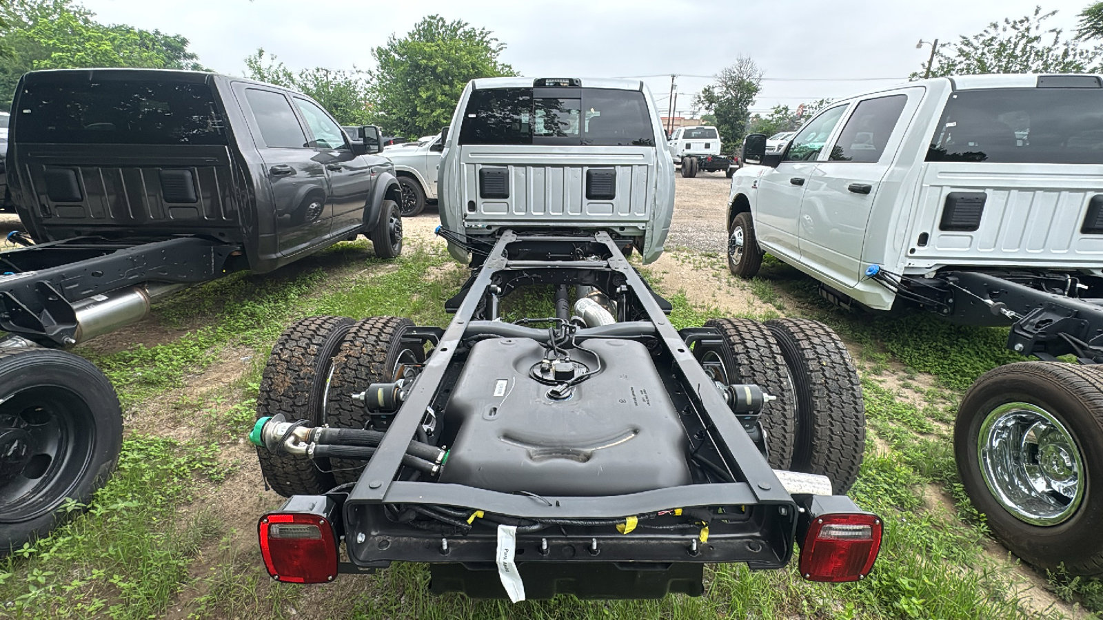 New 2026 RAM 5500 4x4 Crew Cab w/ Laramie Trim Package image 5