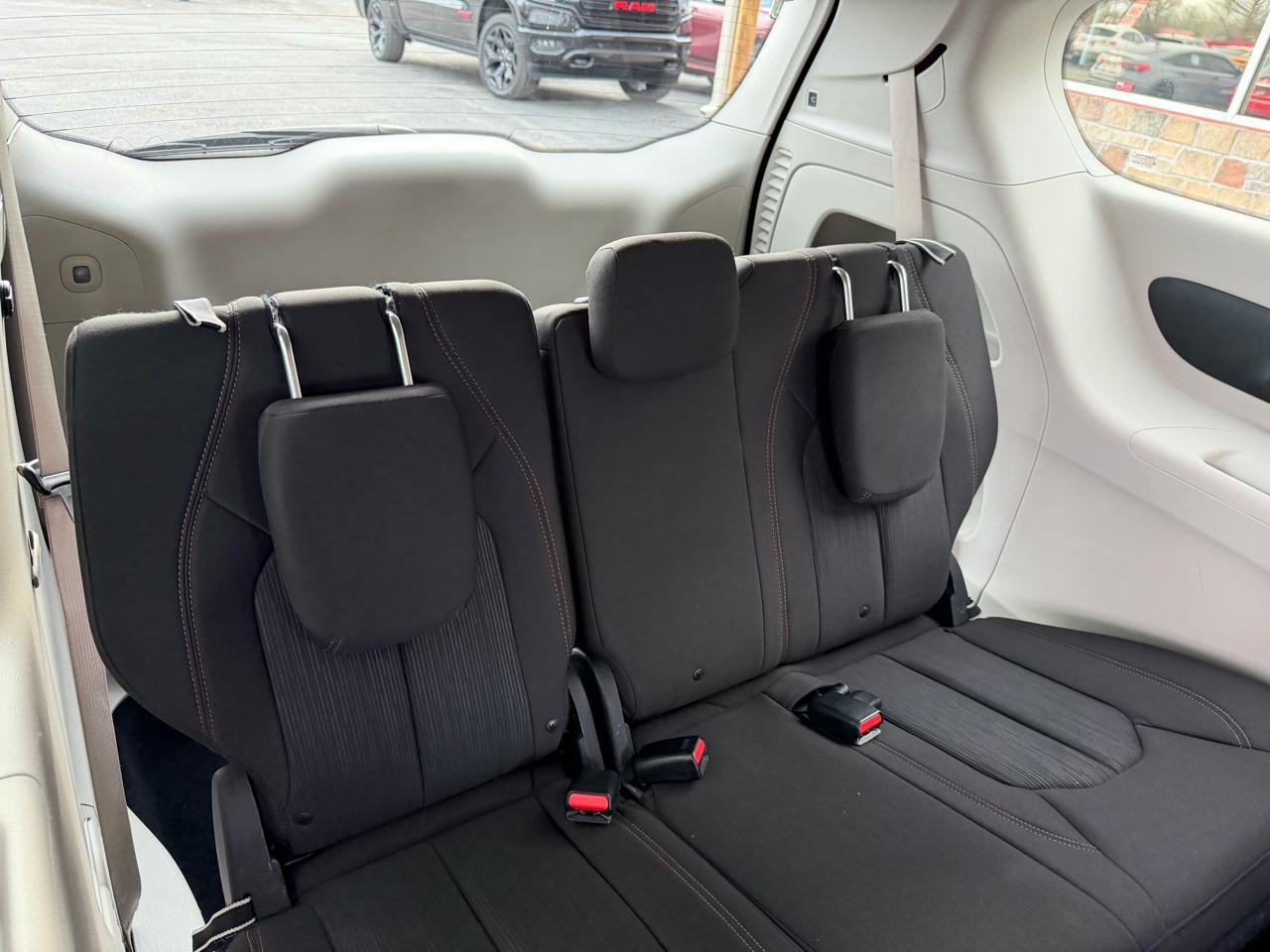 Used 2018 Chrysler Pacifica Touring Plus w/ Tire & Wheel Group image 21