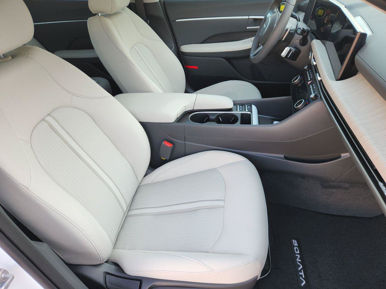 New 2026 Hyundai Sonata SEL FWD image 11