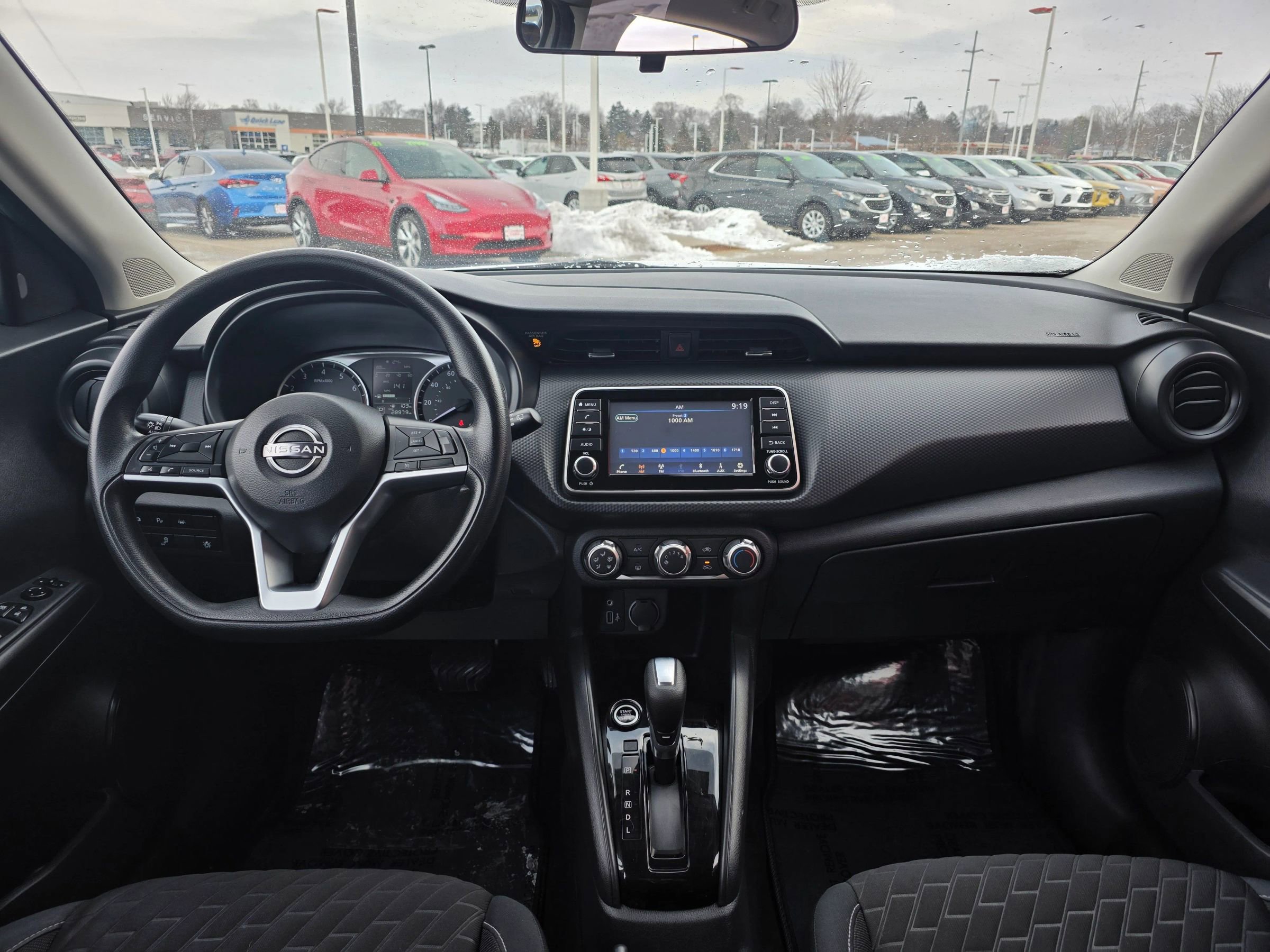 Used 2022 Nissan Kicks S FWD image 11