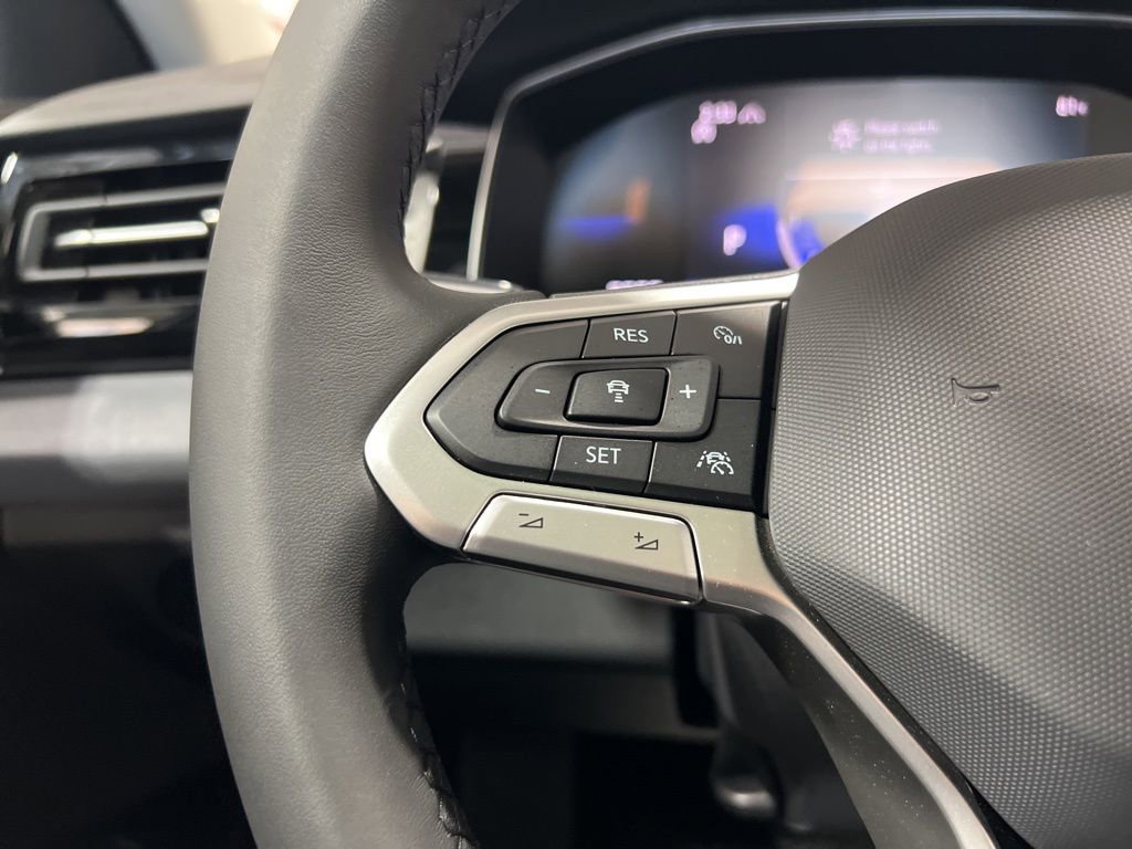 New 2025 Volkswagen Jetta SE image 29