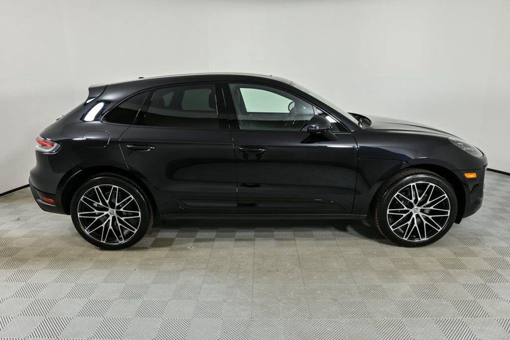 New 2026 Porsche Macan AWD/4WD image 27