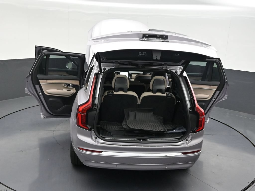 New 2026 Volvo XC90 B6 Plus w/ Protection Package Premier AWD/4WD image 33
