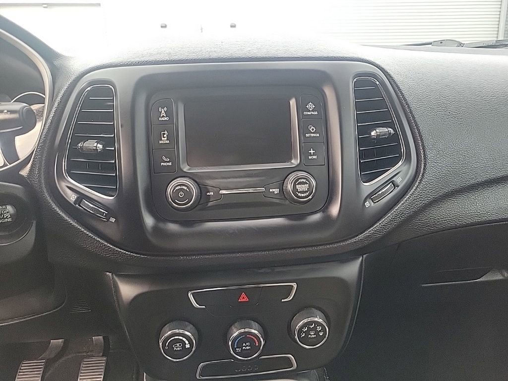 Used 2018 Jeep Compass Sport image 13
