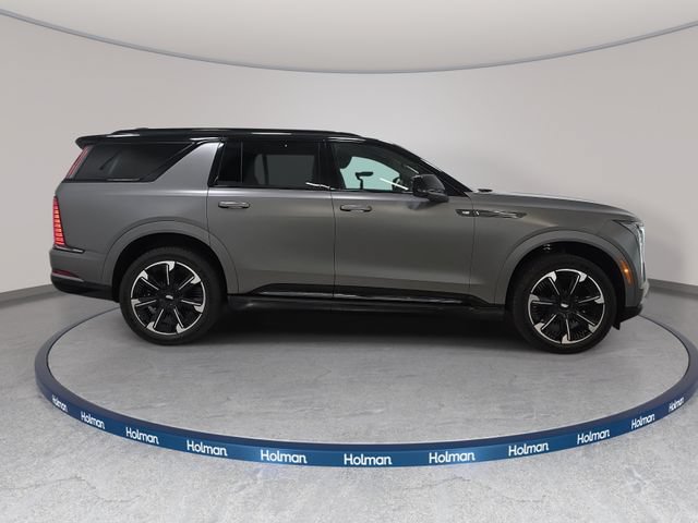 New 2026 Cadillac Escalade IQL Sport 2 w/ LPO, Floor Liner Package AWD/4WD image 4