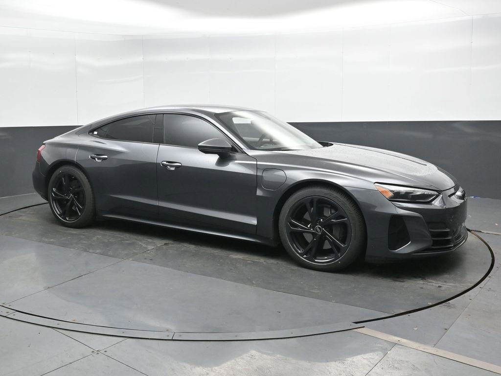 Used 2023 Audi e-tron GT Premium Plus AWD/4WD image 5