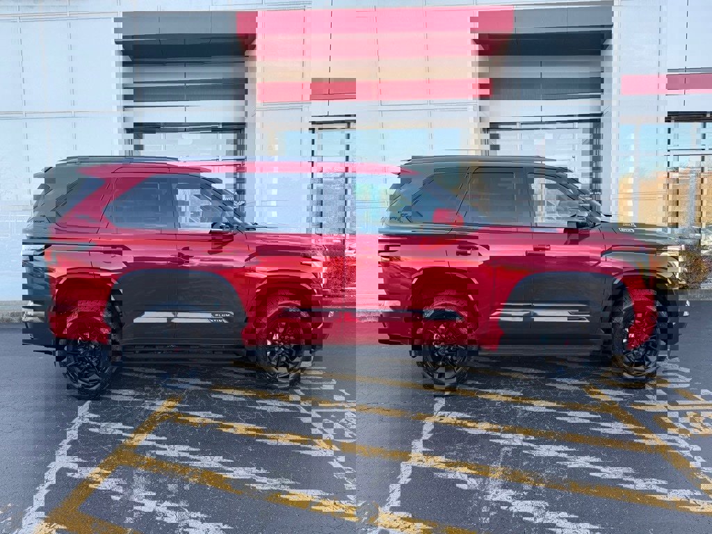 Used 2024 Toyota Sequoia Platinum image 4