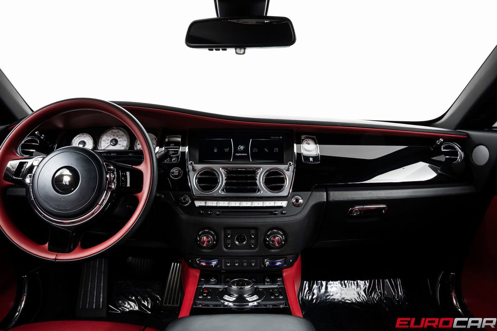 Used 2018 Rolls-Royce Wraith image 19