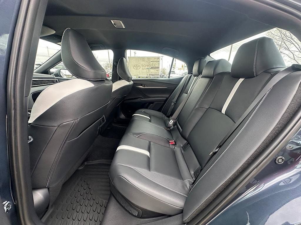 New 2026 Toyota Camry SE w/ Convenience Package image 13