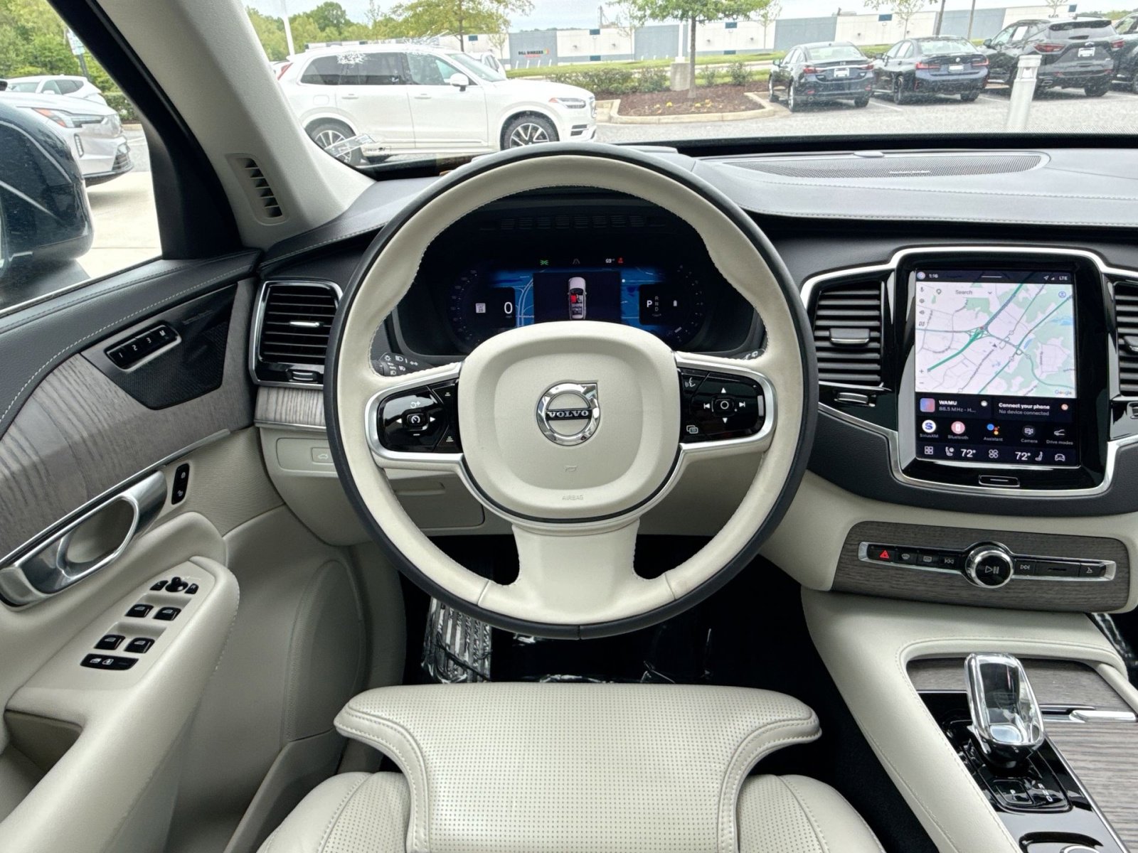 Certified 2023 Volvo XC90 B6 Ultimate w/ Protection Package Premier AWD/4WD image 16