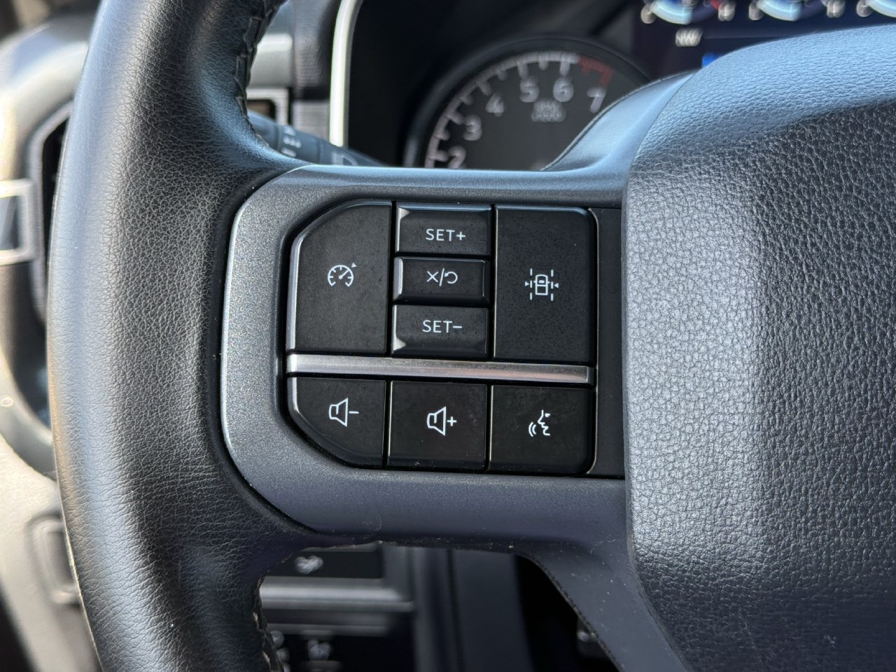 Used 2023 Ford F150 XLT w/ Equipment Group 302A High AWD/4WD image 12