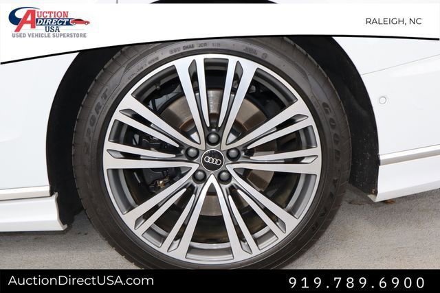 Used 2021 Audi A8 L 4.0T w/ Luxury Package image 38