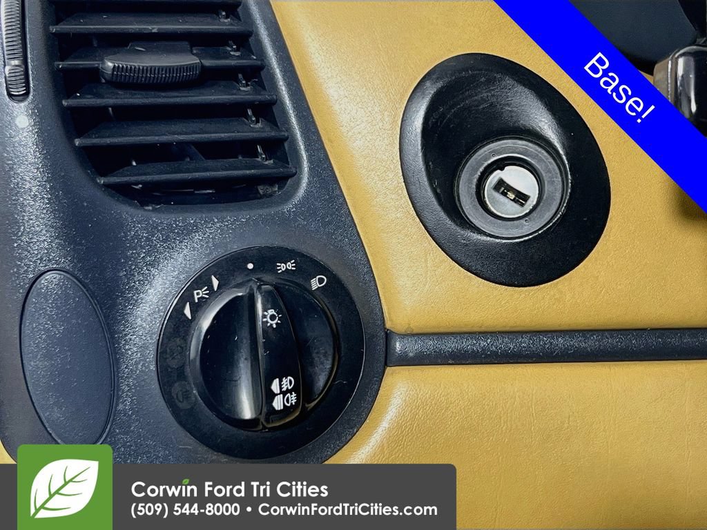 Used 1998 Porsche Boxster RWD image 18