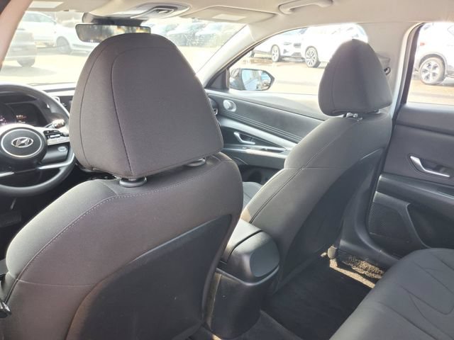 Used 2023 Hyundai Elantra SEL FWD image 22