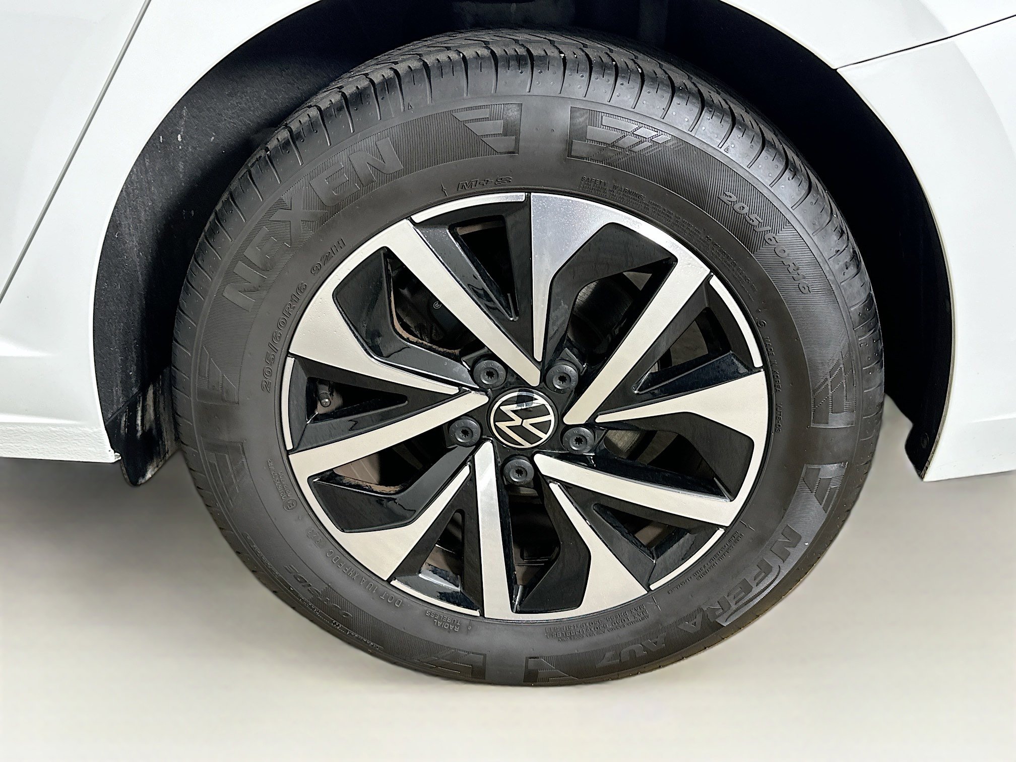 Used 2024 Volkswagen Jetta S image 11