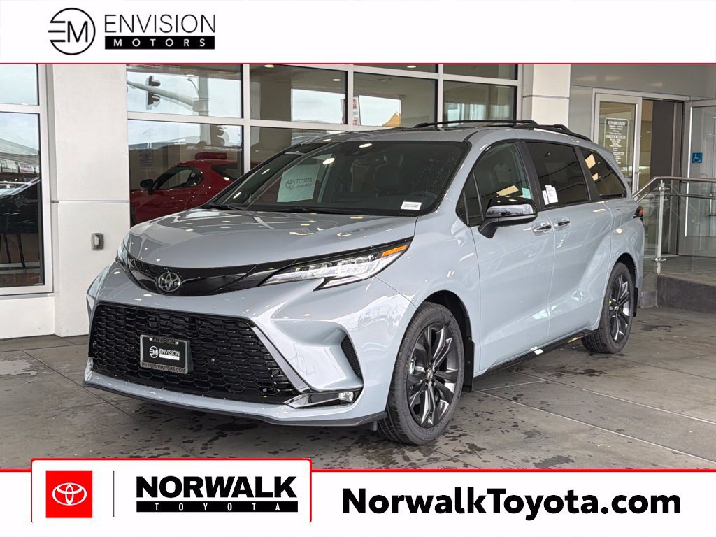 New 2026 Toyota Sienna XSE
